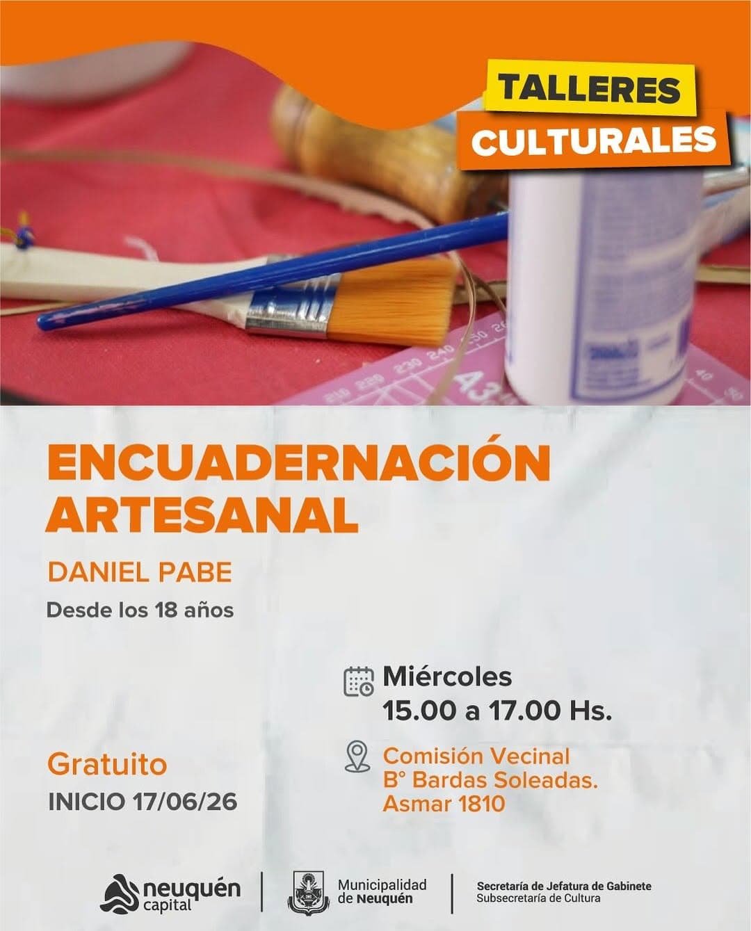 Taller de encuadernación artesanal